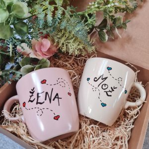 Skodelici Mož in Žena v darilni škatli